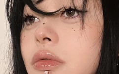 母亲群发新年快乐误发成新婚快乐